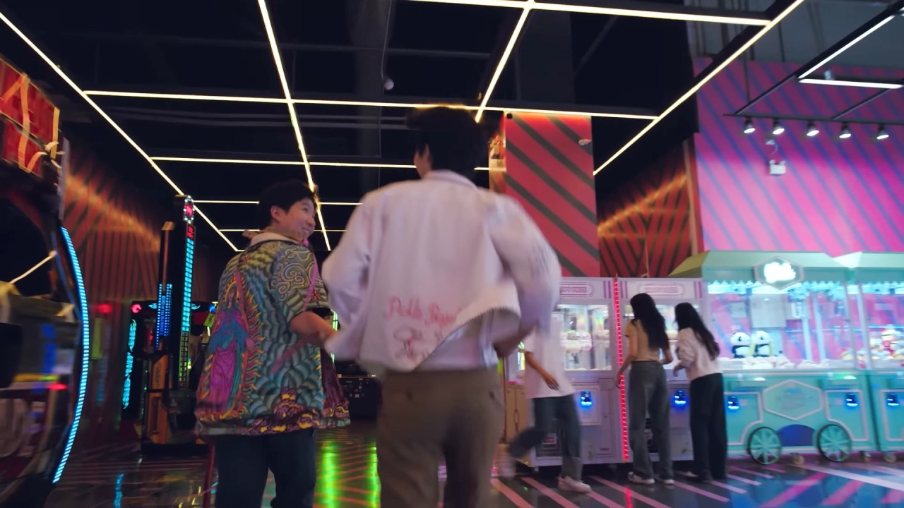 The Cloud, Central Rama 9